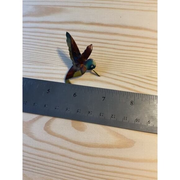 Handcrafted Copper Hummingbird Lapel Pin With Multicolor Patina Finish - Picture 4 of 5
